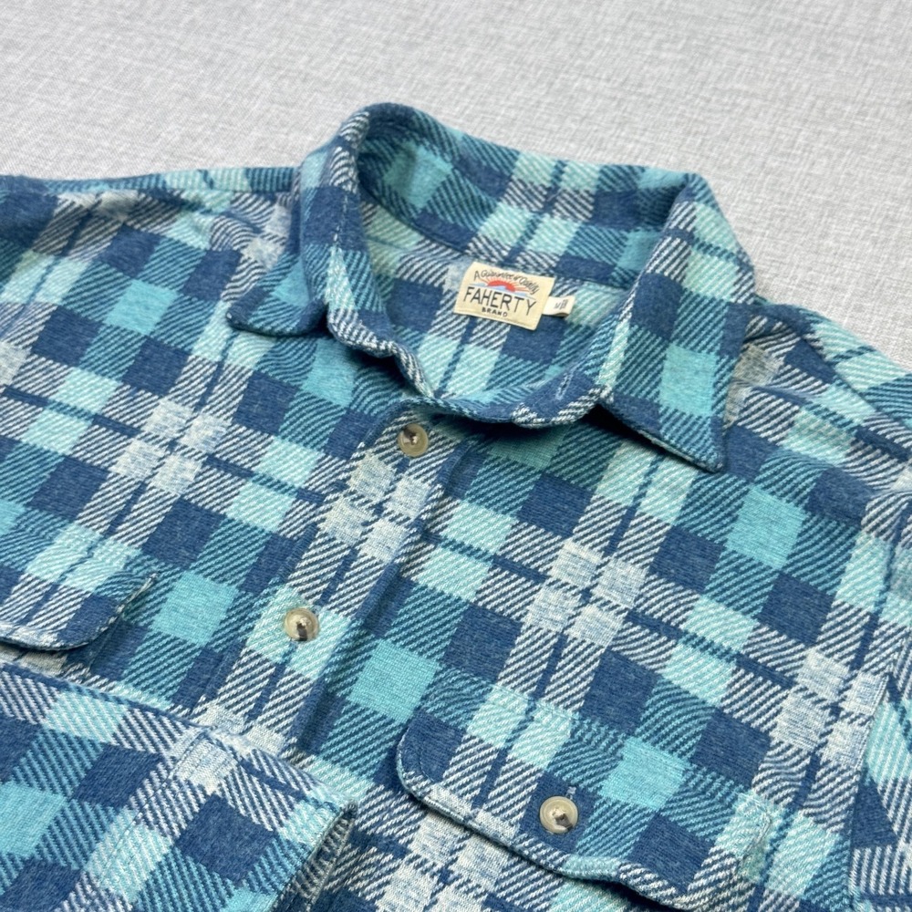 Faherty Flannel Button-Up Shirt Mens M Blue Plaid Long Sleeve Stretch Pockets